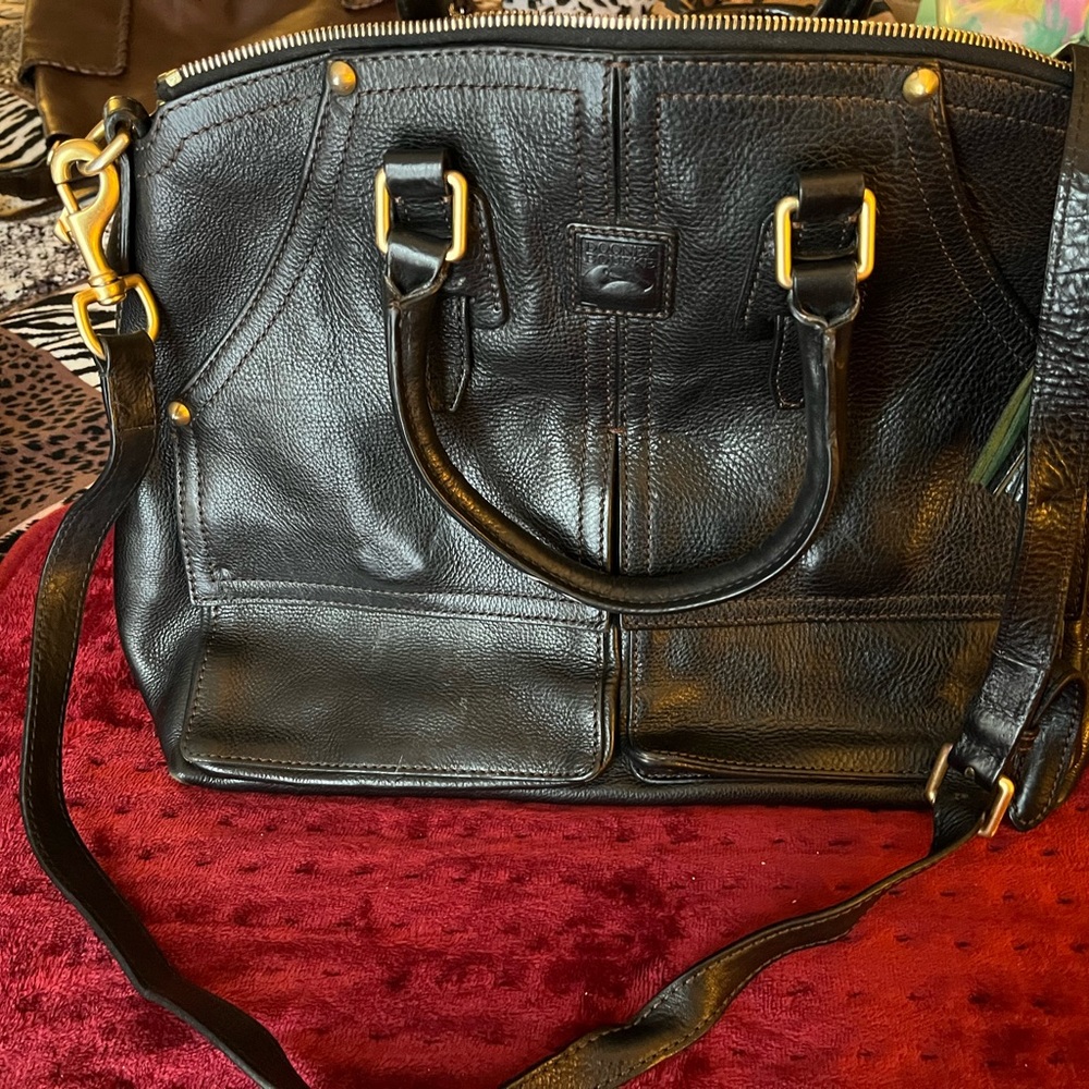 Nice Dooney & Bourke vintage purse